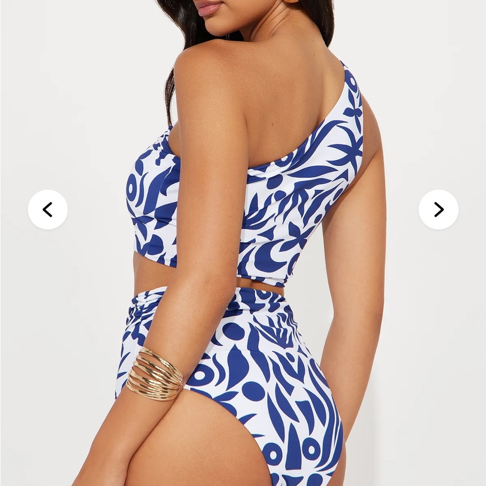 Blue and White One-Shoulder 2 Pc Sz M Swimsuit nwt - Picture 3 of 4